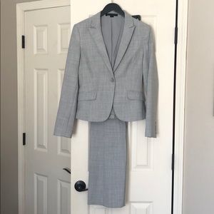 Express Publicist Light Grey Suit